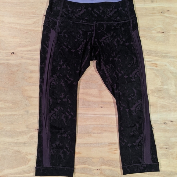 Lululemon Yeah Yoga Crop - Picture 5 of 5